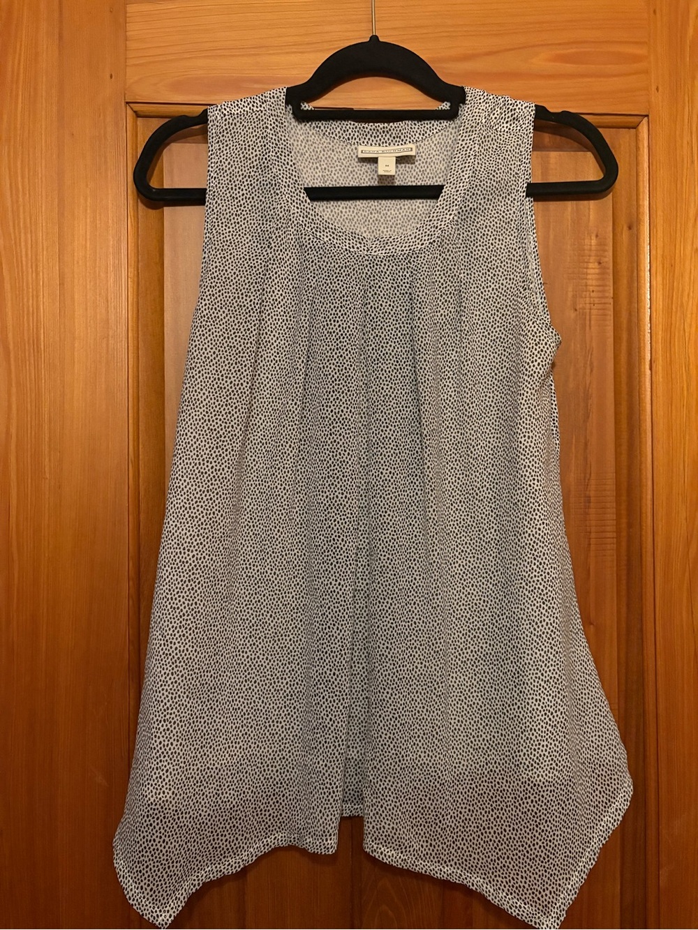 Dana Buchman Black and White Sleeveless Dotted A-Line Tunic